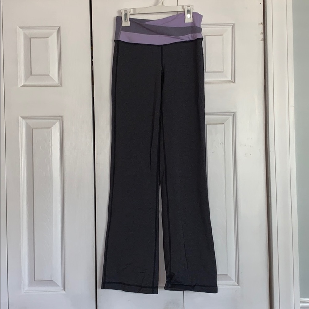 Lulu Lemon yoga pants size 4.